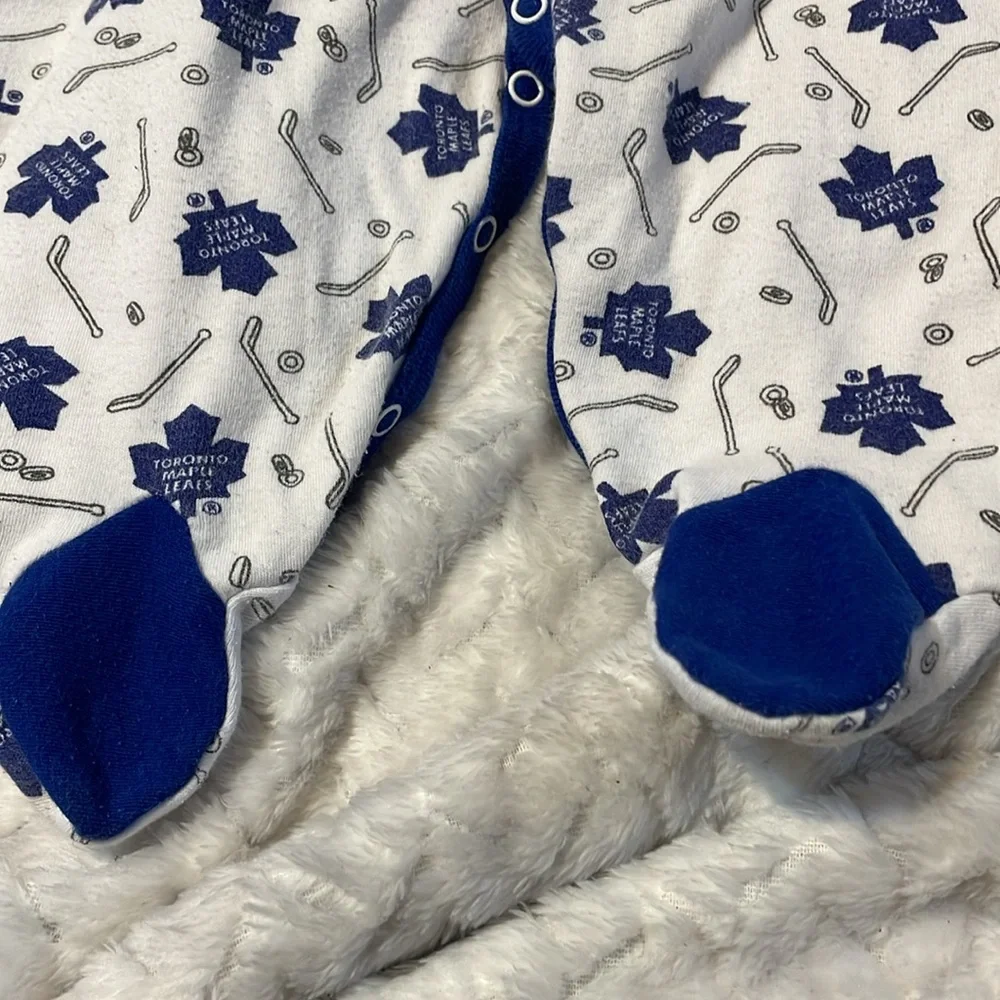 2 for1 Onesie Boys 3-6M Jumper Tan striped monkey blue hockey Toronto Snap front